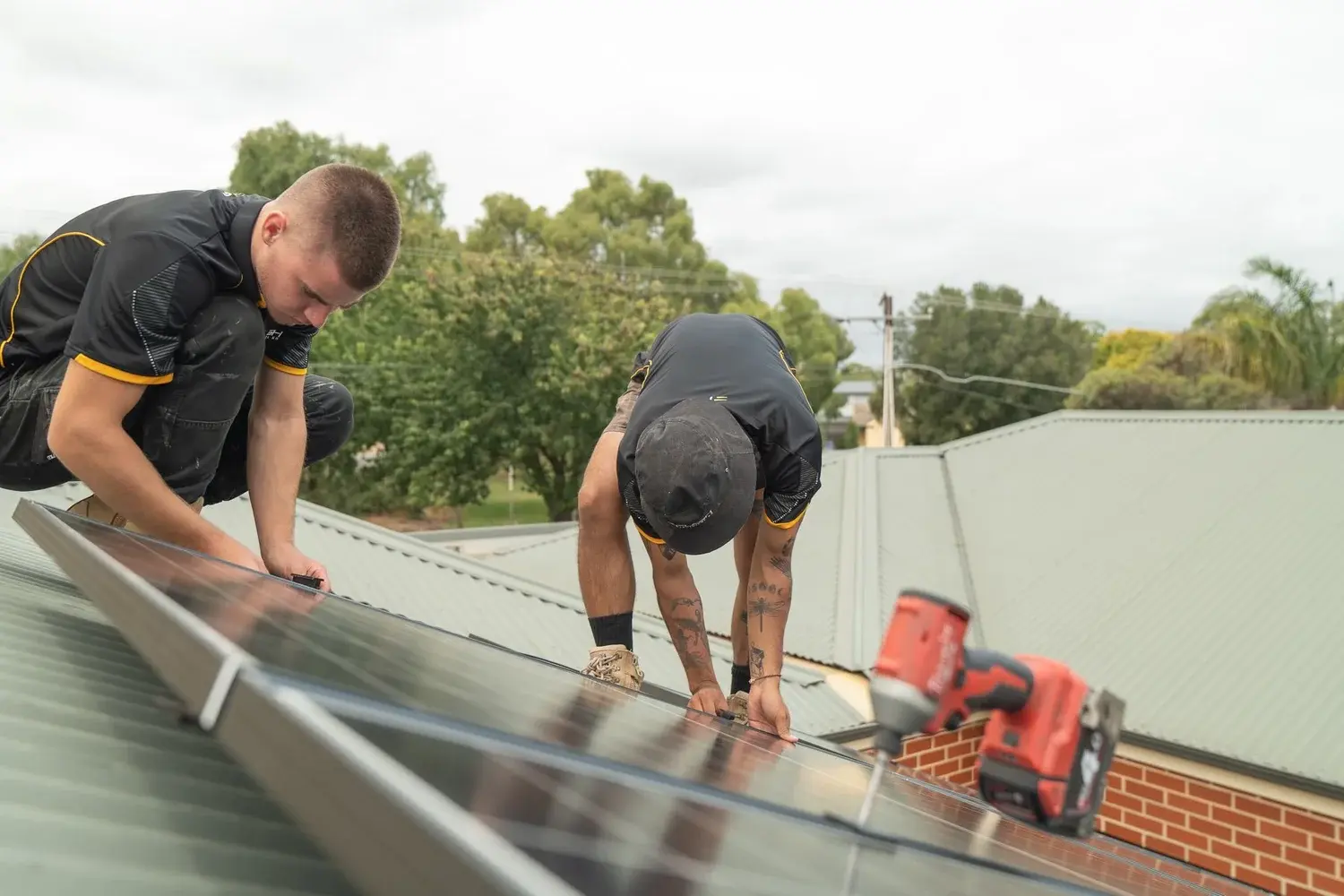 Flash-Electrical-SA-Solar-Panel-Installation.webp